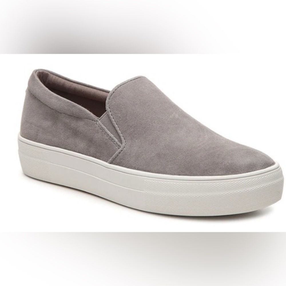 STEVE MADDEN, THE GILLS WM’S 8.5 “GRAY” Suede Slip-On Sneakers EXCELLENT COND